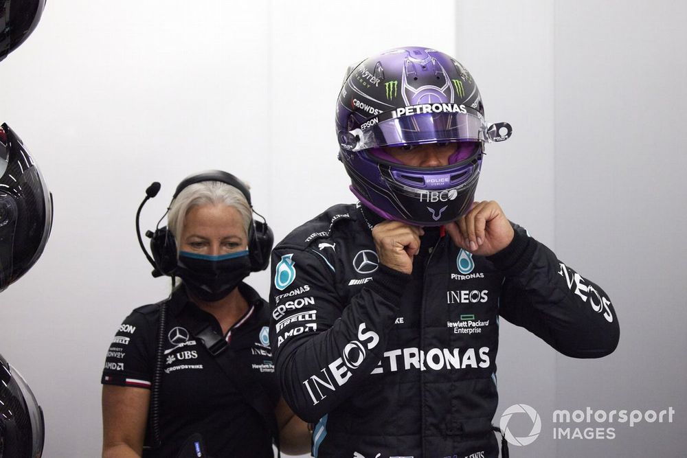 Lewis Hamilton, Mercedes, and Angela Cullen, Physio for Lewis Hamilton