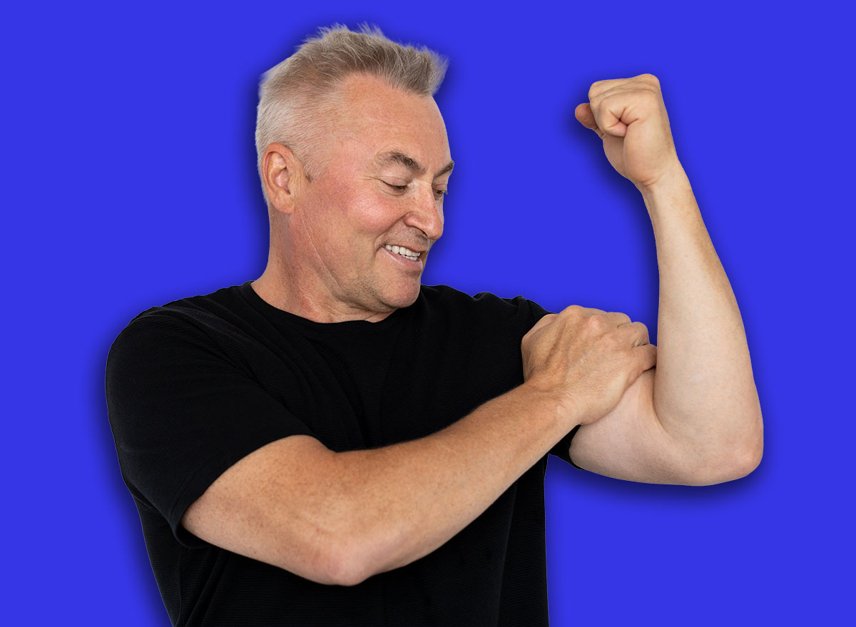 5 Exercises Men Over 55 Should Do Each Morning to Build Arm Muscle