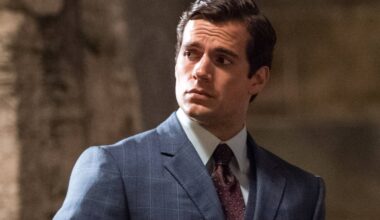 Henry Cavill Volunteers Himself for Villain Role in a 'James Bond' Reboot