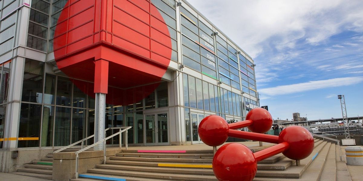 Gateway | implements Galaxy at Montréal Science Centre