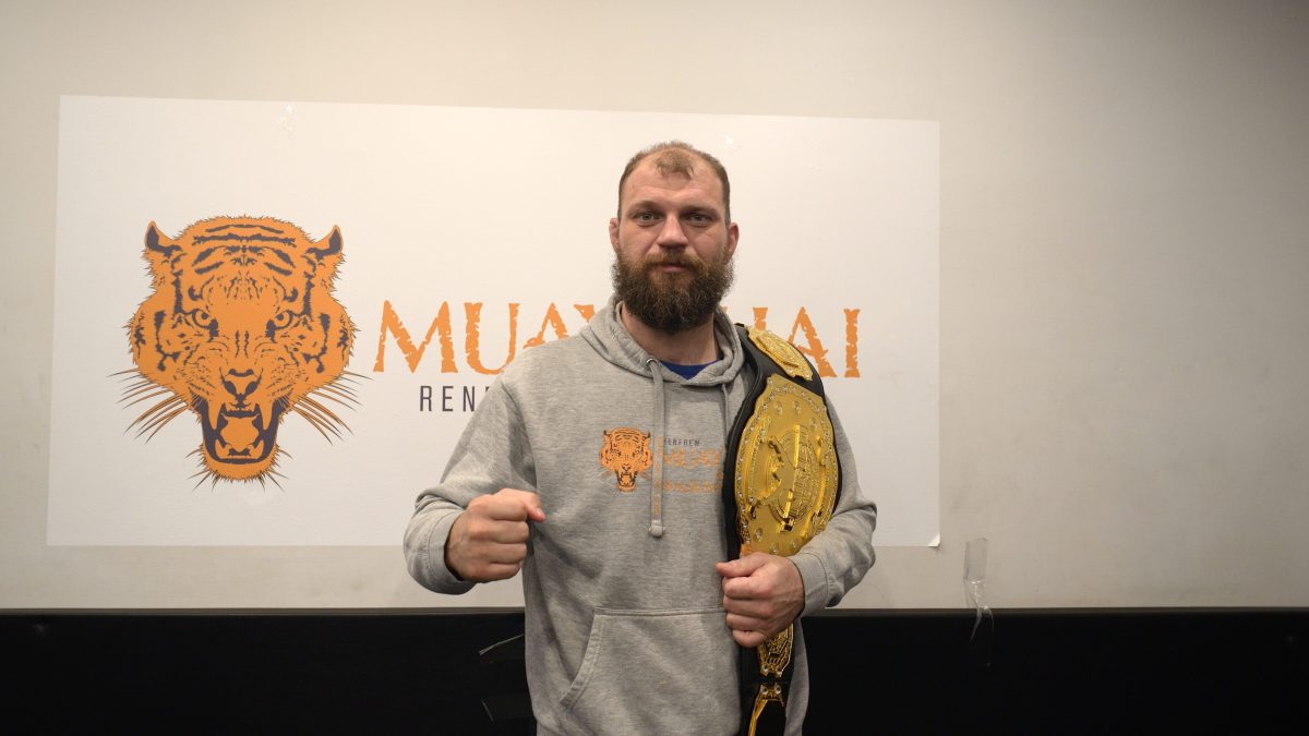 What’s good in the Valley? Renfrew Muay Thai head coach brings Unified MMA championship belt to the Valley