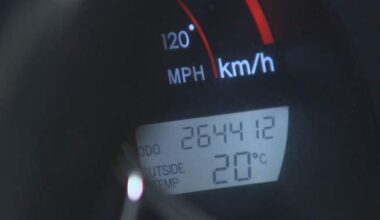 Edmonton man accused of rolling back odometers, selling vehicles at inflated prices