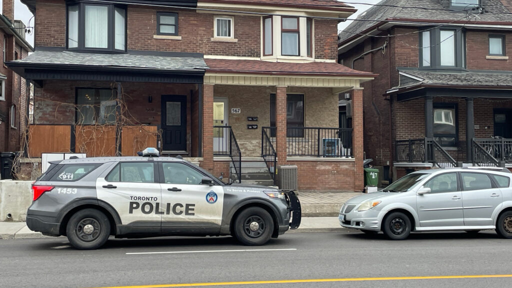 Toronto police investigate an early morning stabbing in the Ossington Avenue and Harbord Street area on April 5, 2026. CITYNEWS/Arthur Pressick