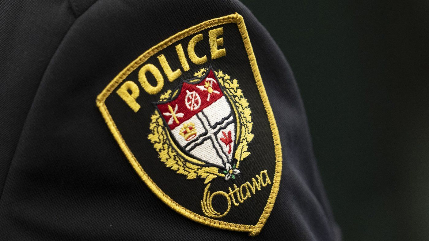 Ottawa cop demoted after using database to search for women, partner