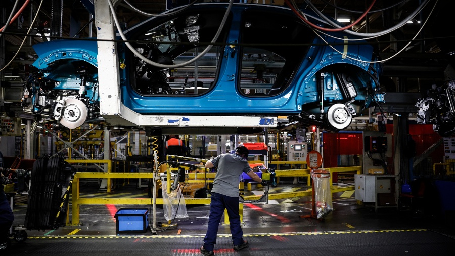 Stellantis Faces Backlash Over Potential Chinese EV Assembly in Brampton