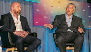 Nick Khan says Paul Levesque signed to new deal with WWE, defends product against online criticism in message to all staff - POST Wrestling