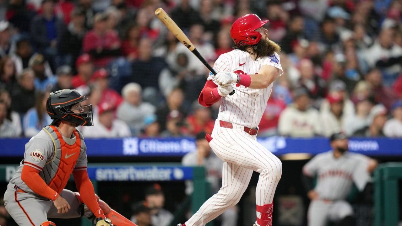 Phillies blank Giants to win Don Mattingly's debut as interim manager