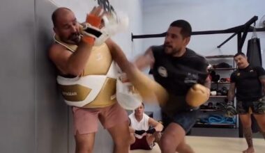 Video: Alex Pereira shows off terrifying heavyweight power ahead of UFC White House