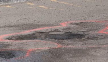 City of Calgary says wild weather swings have pothole crews playing catch-up