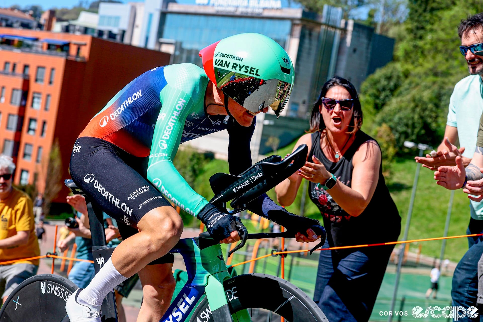 Full steam ahead for the hype train: Seixas crushes Basque Country TT