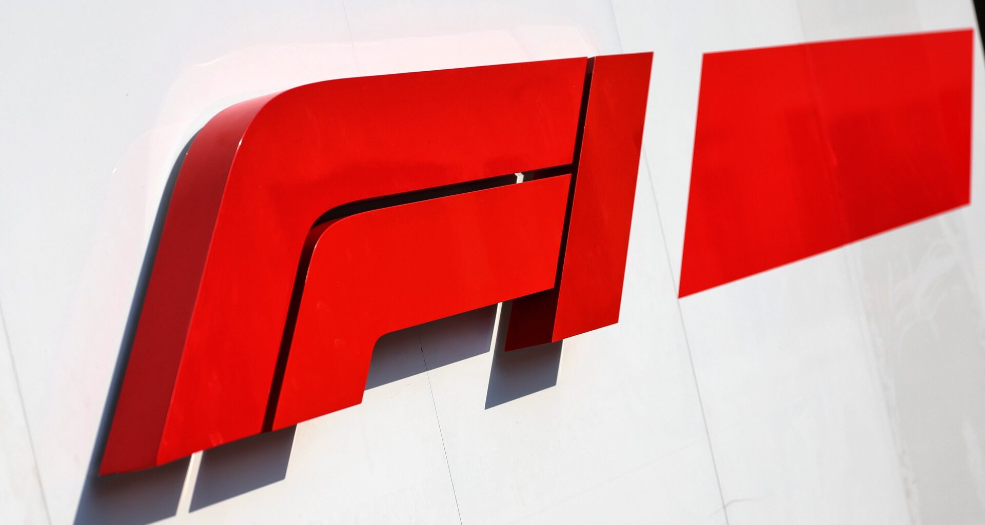 F1 logo, Yas Marina, 2022