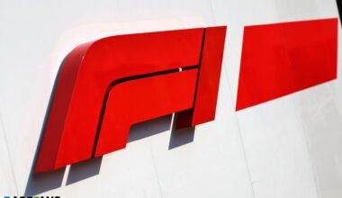 F1 logo, Yas Marina, 2022