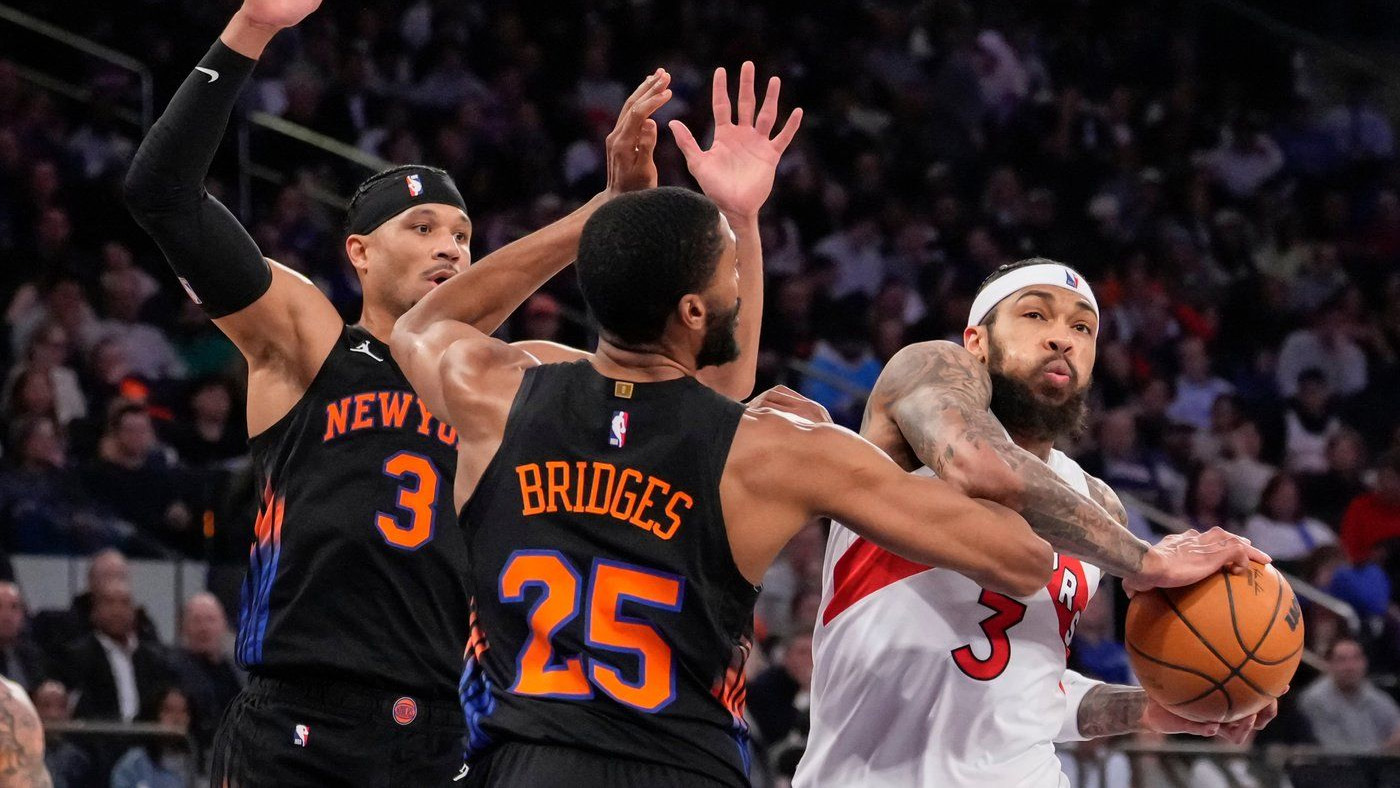 Knicks beat Raptors for 13th straight time, keep Toronto from clinching playoff spot 