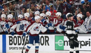 Makar doubles Avalanche's lead | NHL.com