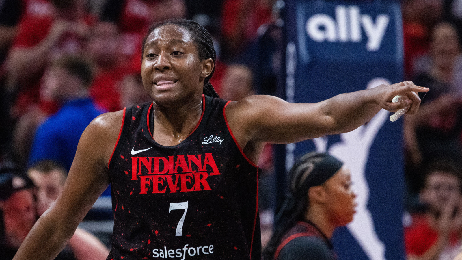Caitlin Clark’s Indiana Fever co-star lands richest contract in WNBA history