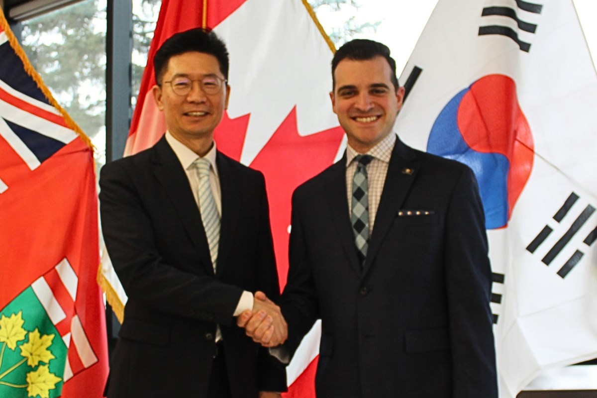 Algoma Steel, mayor met with South Korean submarine builder