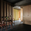 Six-Grid House in Osaka / Atelier 405 - Interior Photography, Wood, Chair