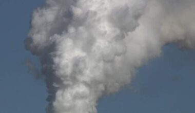 Canada’s emissions reductions slowed in 2024, federal data shows