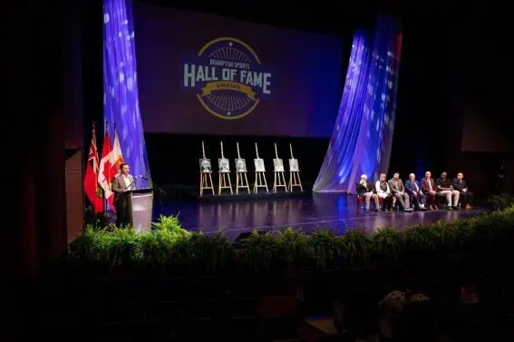 Former Toronto Maple Leaf Kris Newbury being added to sports hall of fame in Brampton