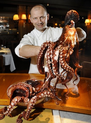 2008: Chef Frank Pabst with giant octopus at Blue Water Cafe and Raw Bar.