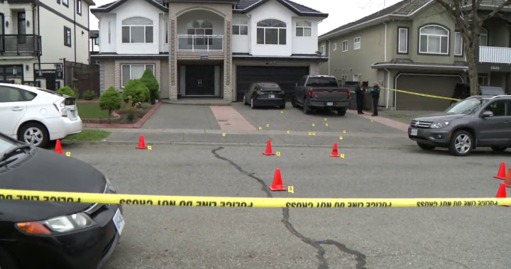 Surrey home behind police tape after suspected extortion-related shooting - BC