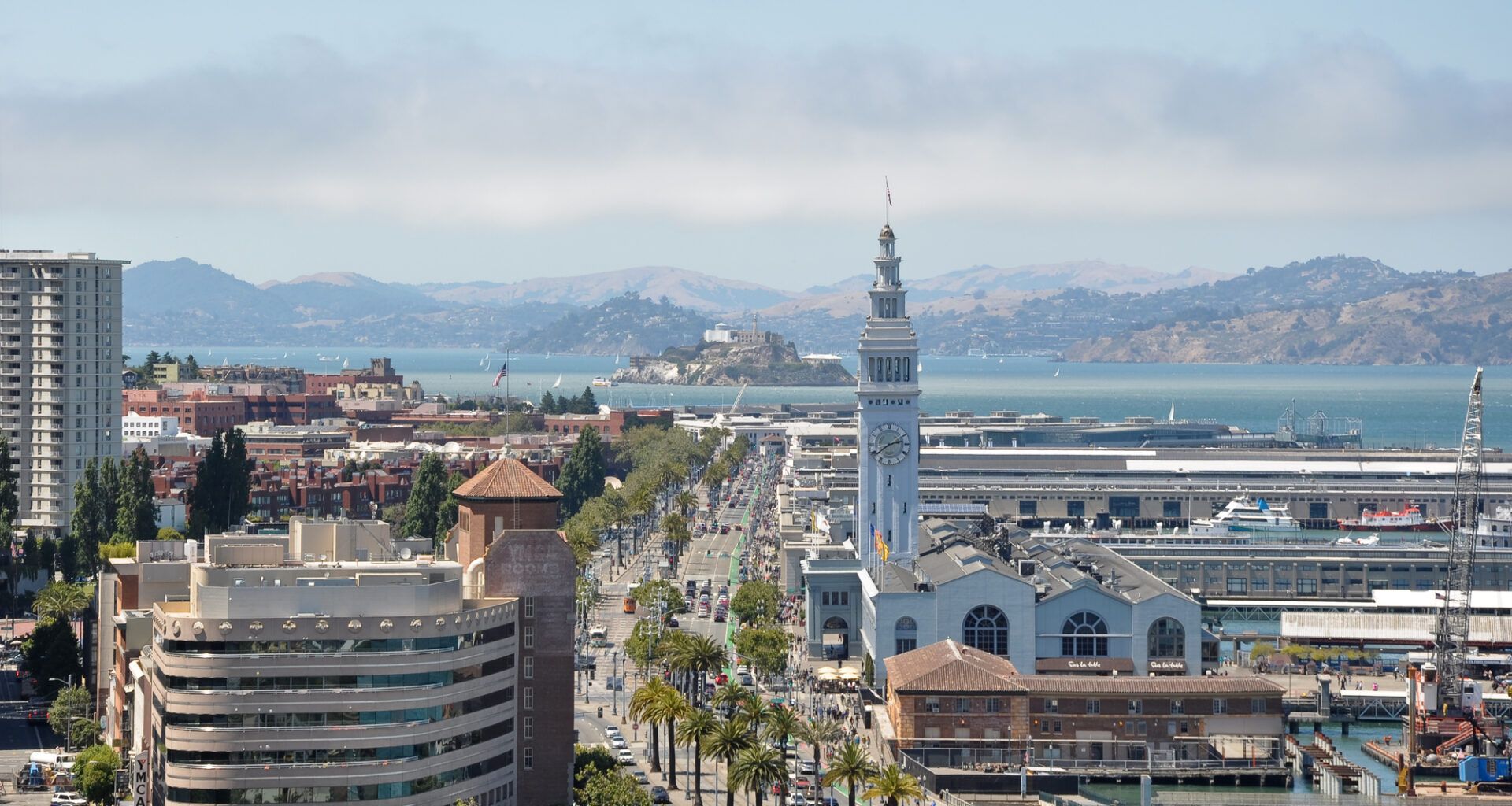 The Embarcadero Freeway: Elevated Infrastructure and Urban Regeneration in San Francisco