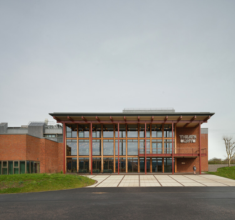 Theatr Clwyd / Haworth Tompkins - Exterior Photography