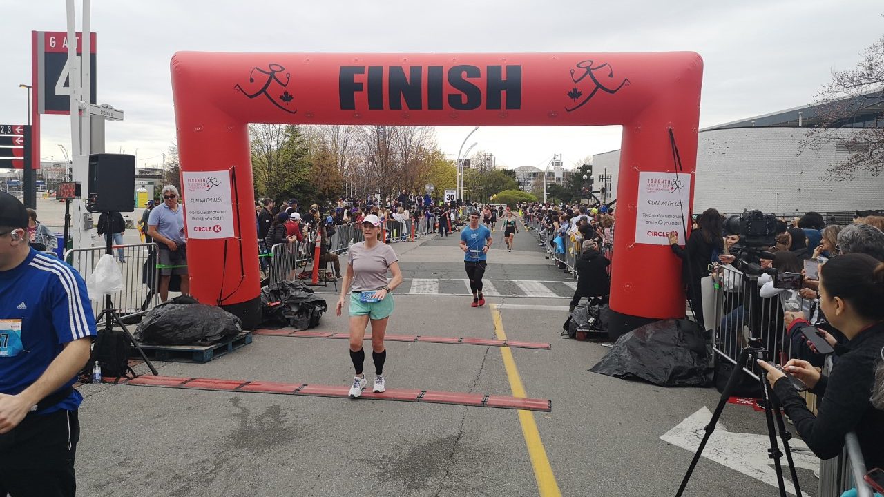 Canada's Wonderland reopens, Toronto marathon