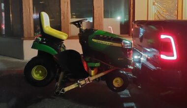Using lawn mower while impaired leads to charges for prohibited driver north of Brampton: police