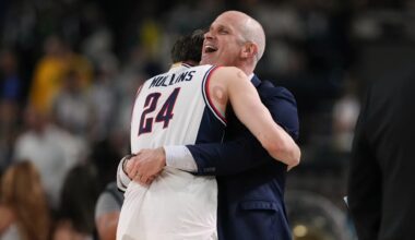 Top-seeded Arizona beats Arkansas to reach Elite Eight for the 1st time since 2015