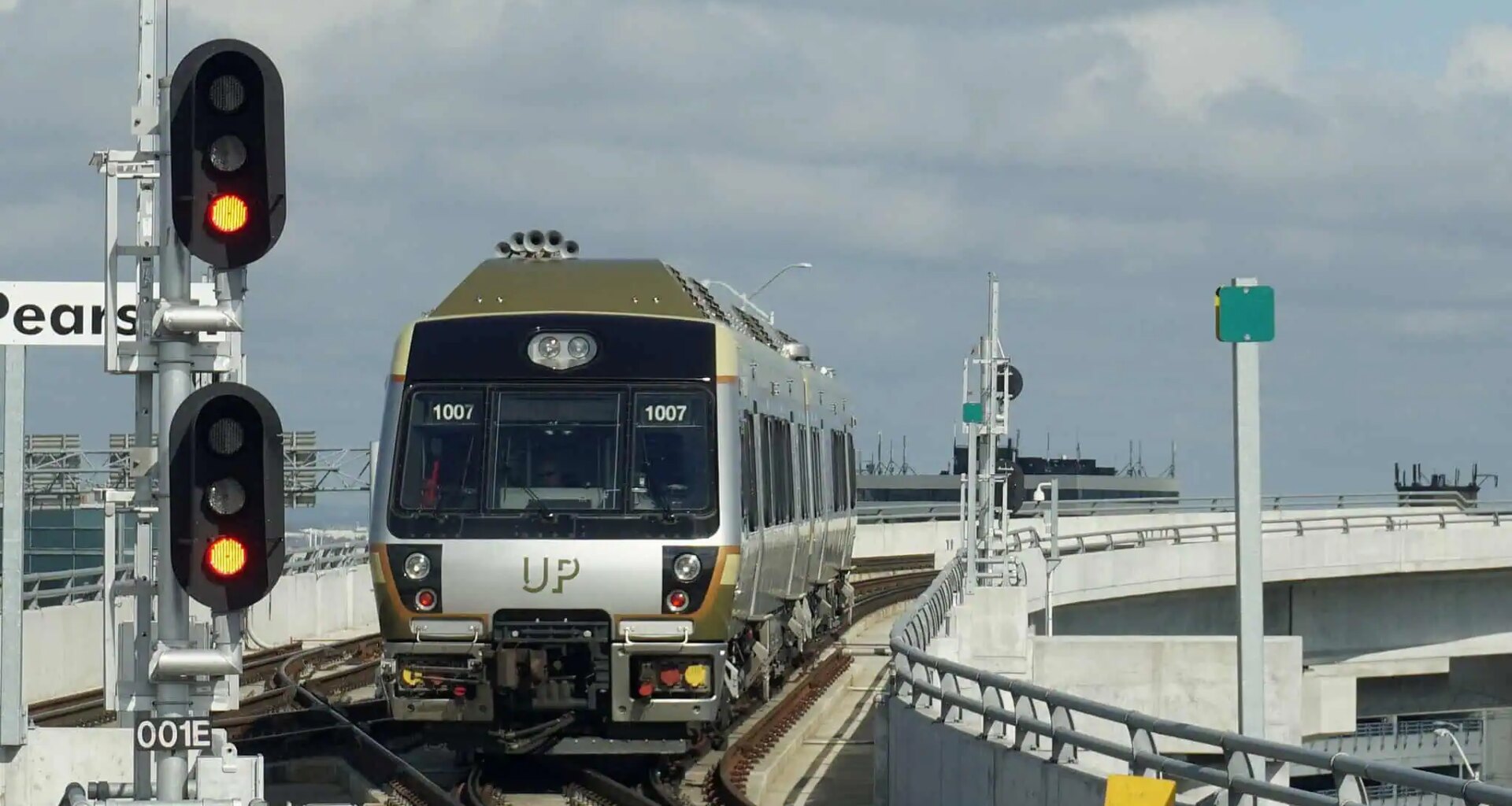 up express pearson airport mississauga