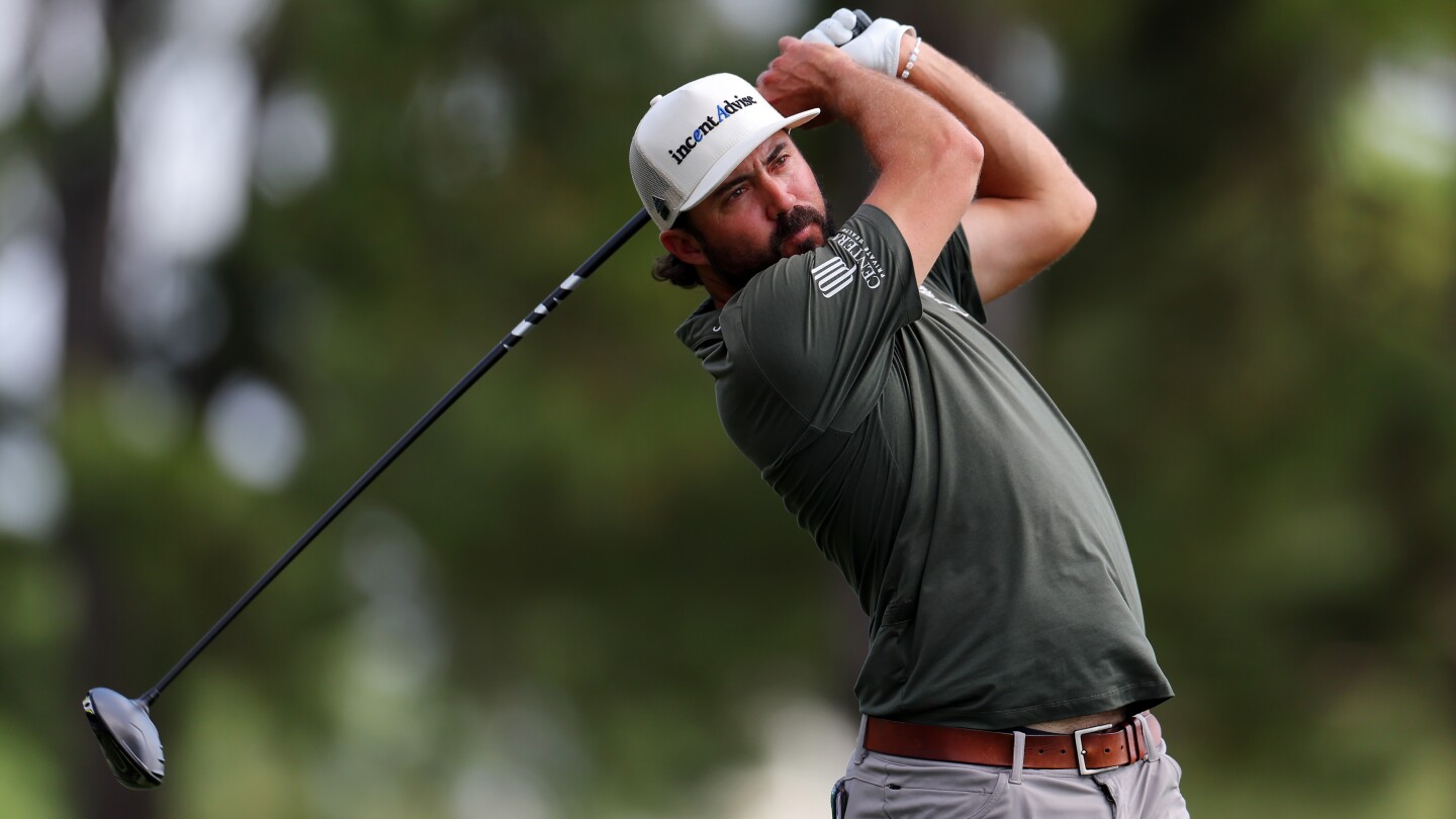 Hubbard seizes lead late from five players at Valero Texas Open