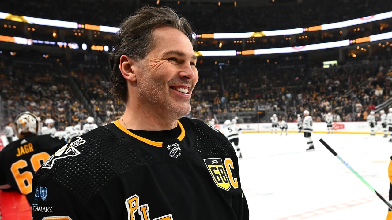 Jagr talks hockey future, countryman Pastrnak in Q&A