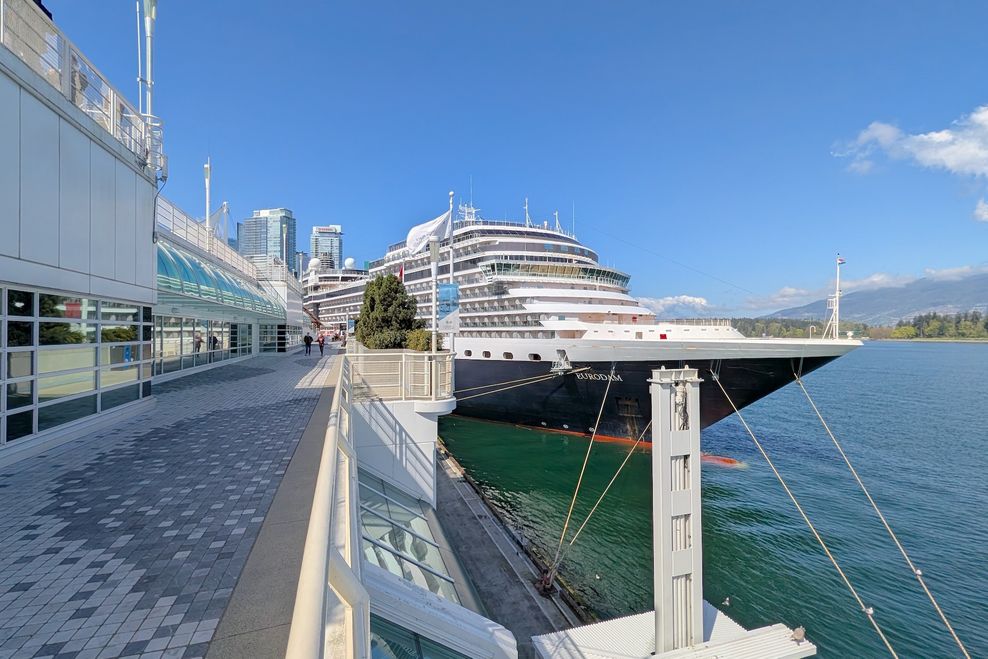 vancouver canada place cruise ship eurodam