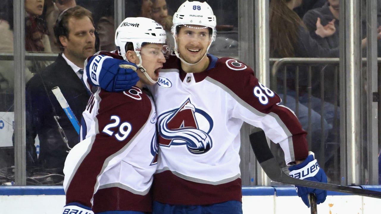 Necas continuing ‘unreal’ season with Avalanche in Western 1st Round