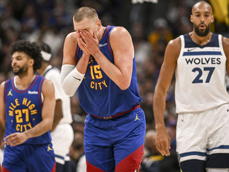T-Wolves rally past Nuggets to even series at 1-1
