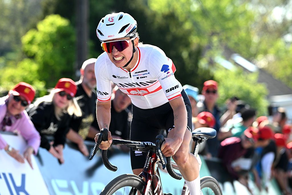Kasia Niewiadoma-Phinney on the Mur de Huy at the 2026 Fleche Wallonne Femmes