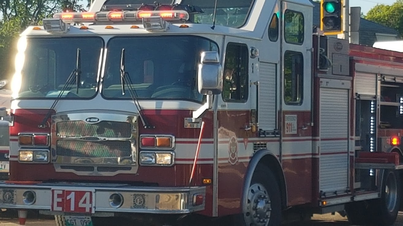 Riverview fire sends 2 to hospital