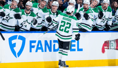 Bourque scores 1st hat trick, Stars rally past Maple Leafs with 3 goals in 3rd