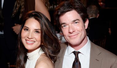 Olivia Munn Revealed The Moment John Mulaney Proposed After Her Breast Cancer Surgeries - BuzzFeed