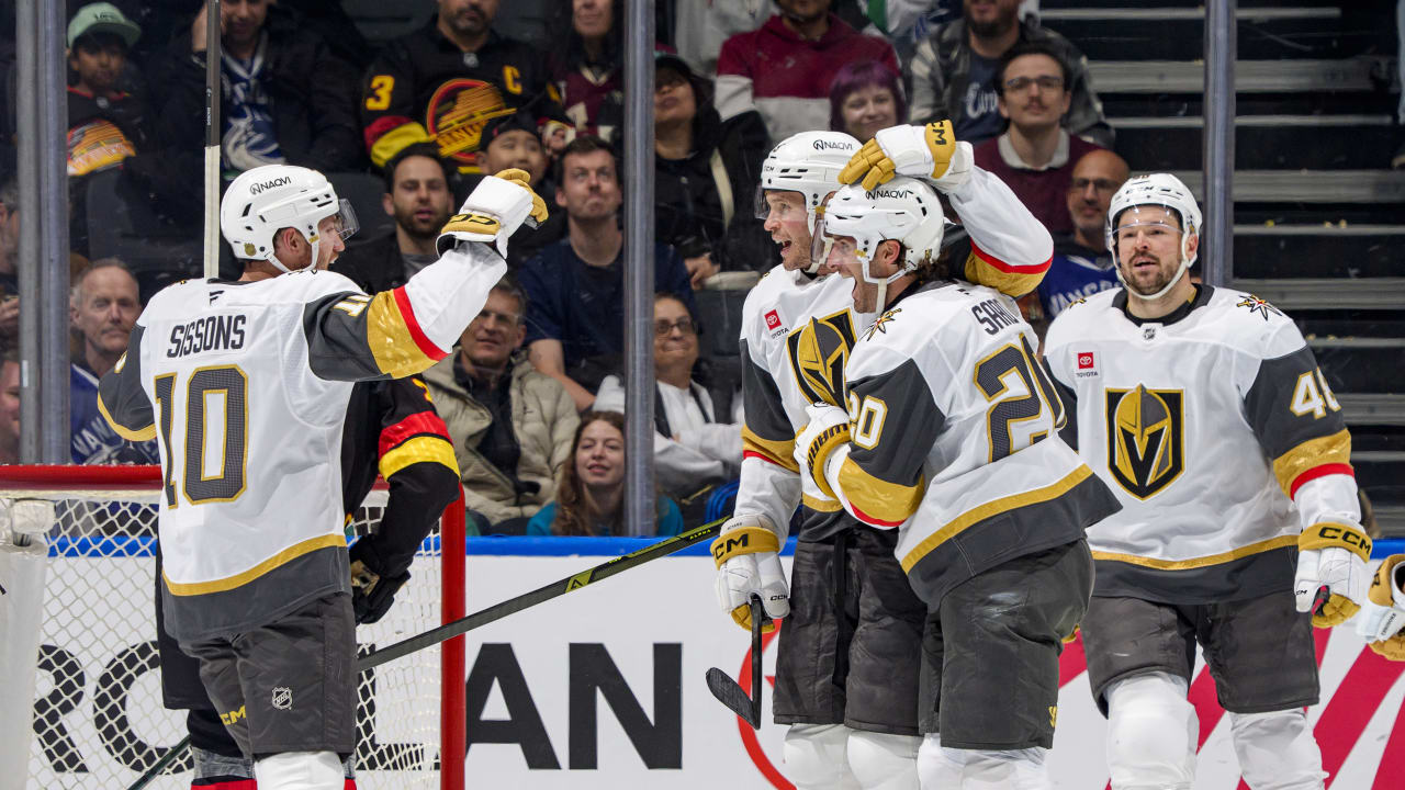 McNabb roofs equalizer | NHL.com