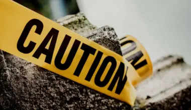 Two dead in late-night shooting in Brampton, suspect still at large