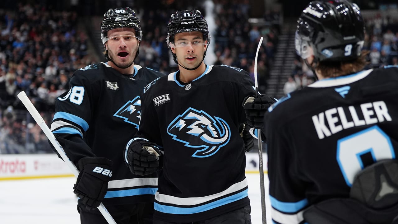 Mammoth roster at a glance for Stanley Cup Playoffs