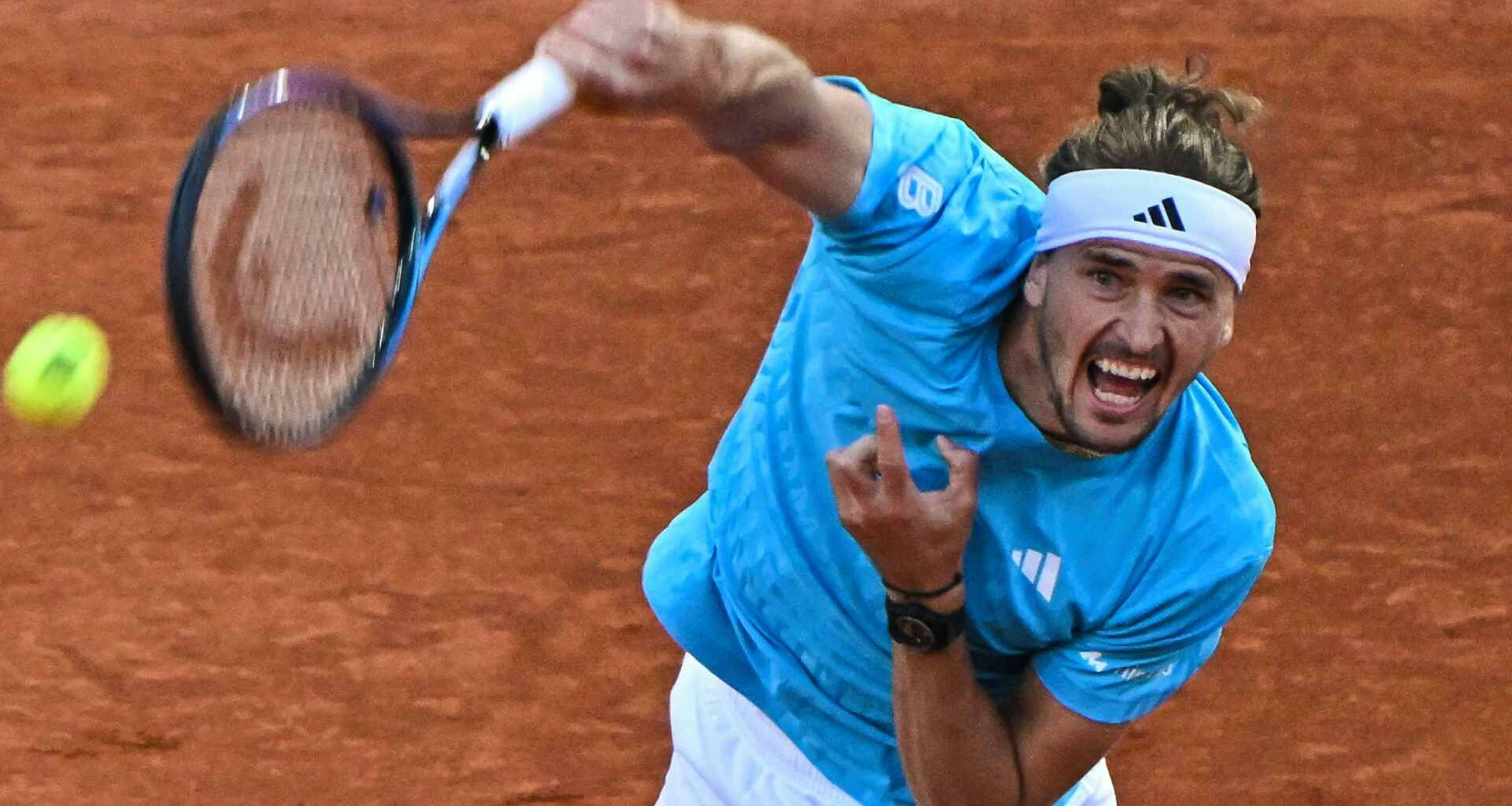 Alexander Zverev matches Roger Federer, Rafael Nadal & Jannik Sinner feat with Madrid QF win | ATP Tour
