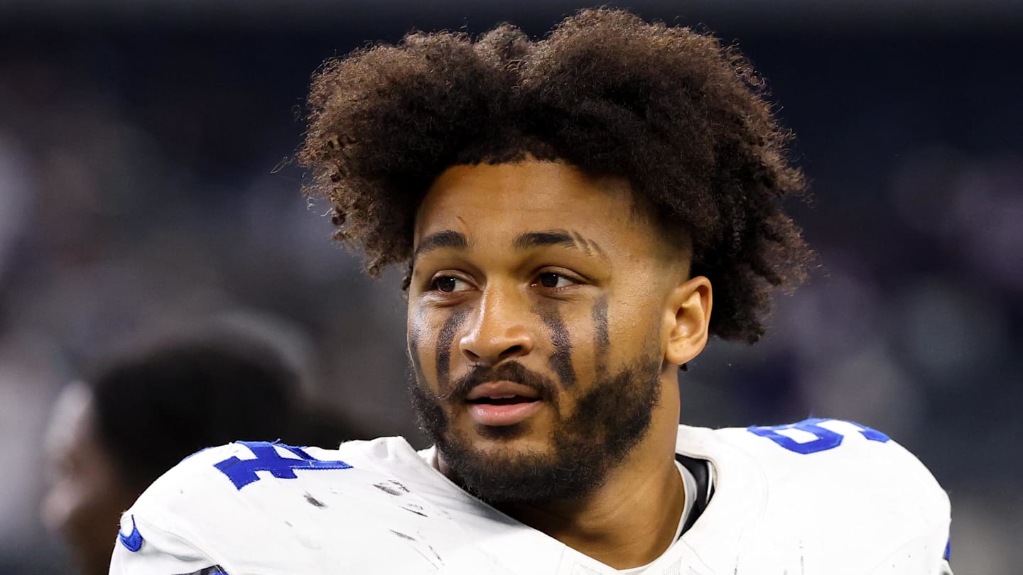 Juanyeh Thomas Takes Issue With Cowboys Giving Away Marshawn Kneeland's Number