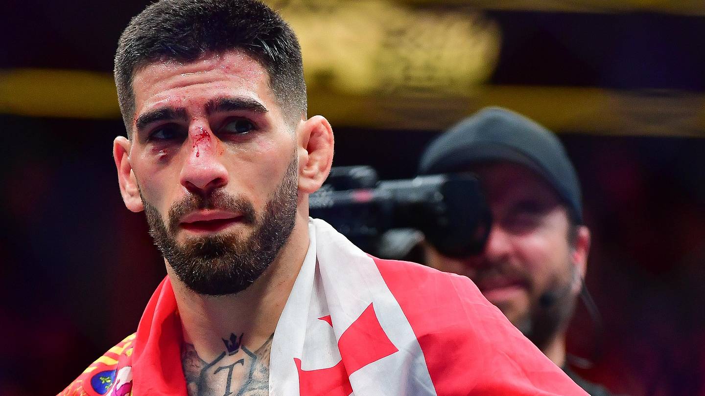 Ilia Topuria, Alex Pereira Pay Big Visit To Donald Trump Before UFC White House Fight