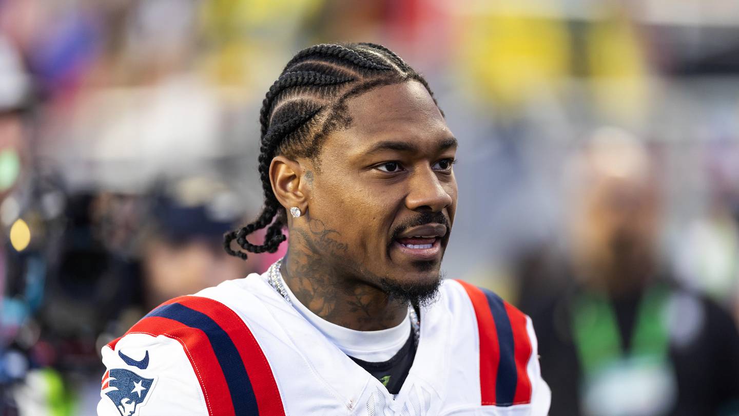 NFL Free Agency Still Offers Big WR Names for Chargers...If Mike McDaniel Wants Them