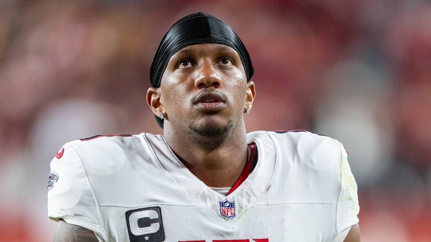 NFL Network Names Atlanta Falcons QB as 'Make or Break' Player, We Add 5 More