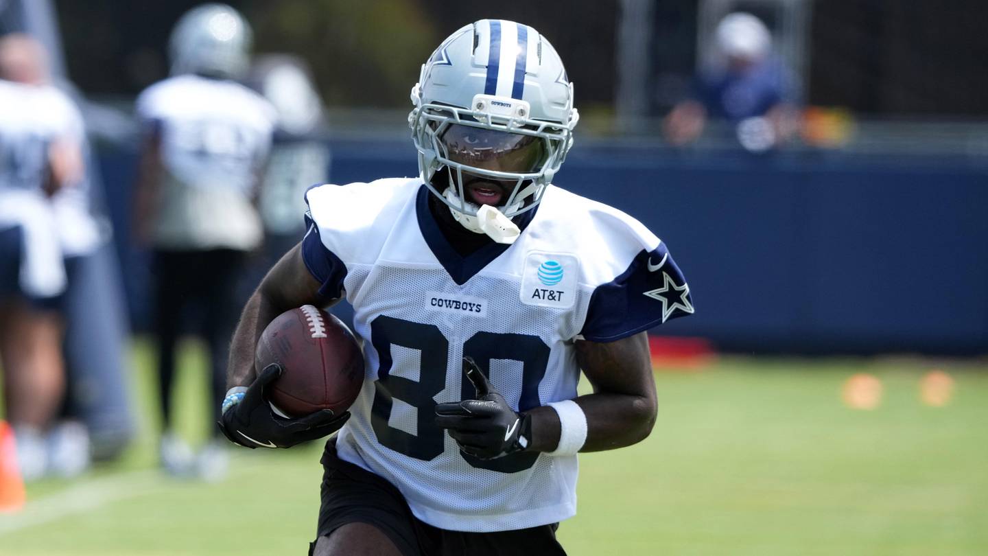 Dallas Cowboys WR Retires From NFL at 28