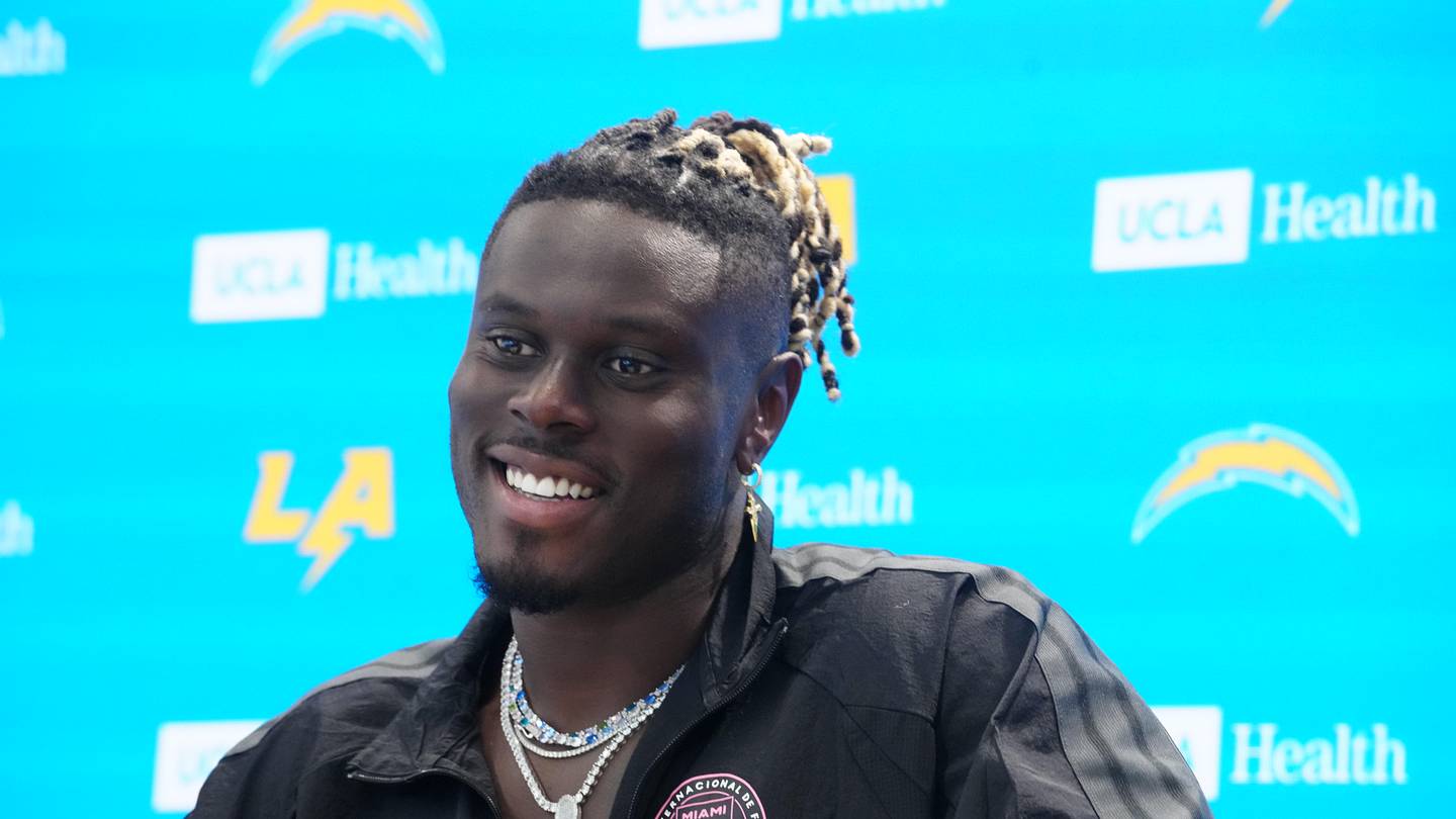 David Njoku Contract Details Revealed, Giving Chargers Another Cap Space Victory